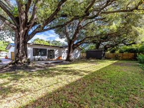 424 NE 2nd St, Pompano Beach FL 33060