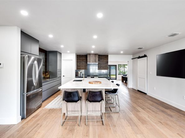 424 NE 2nd St, Pompano Beach FL 33060