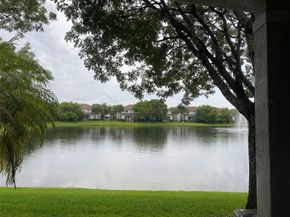 8236 SW 25th Ct 103, Hollywood FL 33025