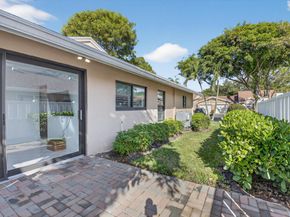 8188 Sweetbriar Way, Boca Raton FL 33496