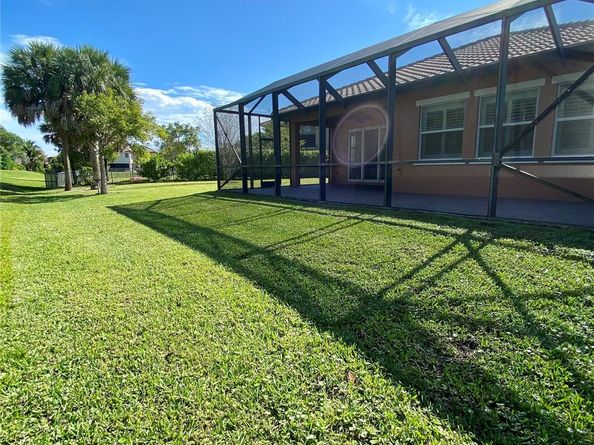 11877 NW 83rd Pl, Parkland FL 33076