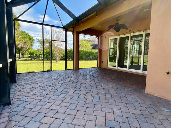 11877 NW 83rd Pl, Parkland FL 33076