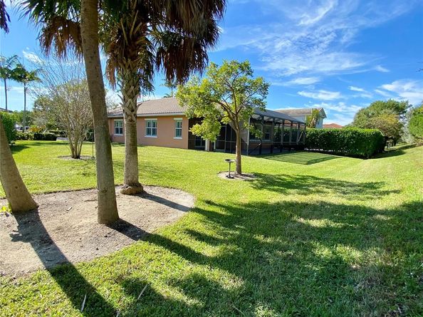 11877 NW 83rd Pl, Parkland FL 33076