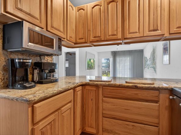 2131 NE 42nd Court 212e, Lighthouse Point FL 33064