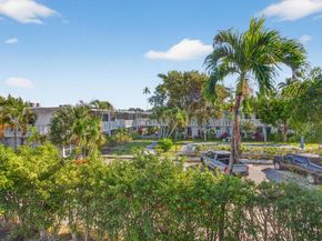 2131 NE 42nd Court 212e, Lighthouse Point FL 33064