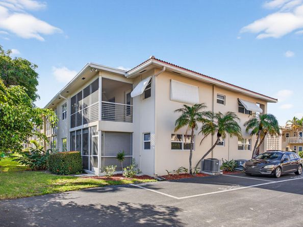 2131 NE 42nd Court 212e, Lighthouse Point FL 33064