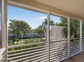 2131 NE 42nd Court 212e, Lighthouse Point FL 33064