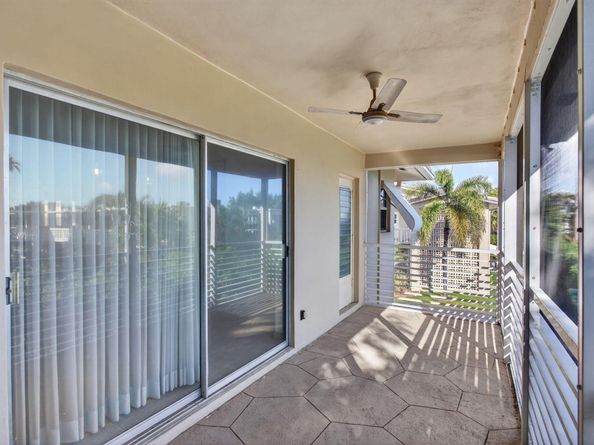 2131 NE 42nd Court 212e, Lighthouse Point FL 33064