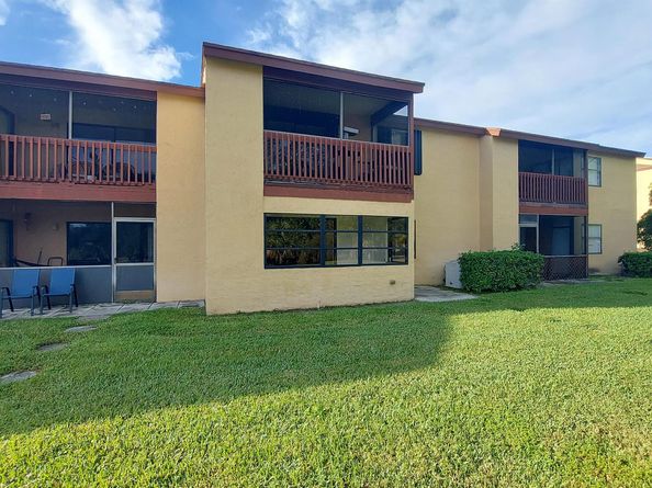 1203 Lakeview Drive E 1203, Royal Palm Beach FL 33411