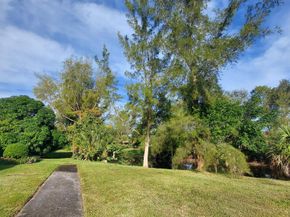 1203 Lakeview Drive E 1203, Royal Palm Beach FL 33411