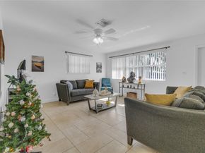 1521 NW 42nd St, Fort Lauderdale FL 33309