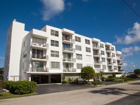 301 Croton Avenue 202, Lantana FL 33462