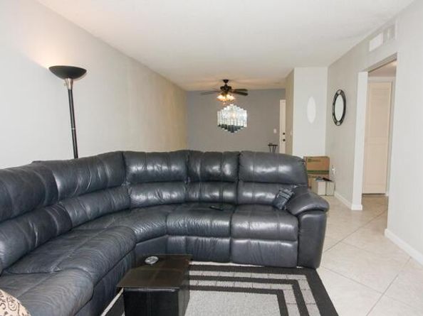 301 Croton Avenue 202, Lantana FL 33462