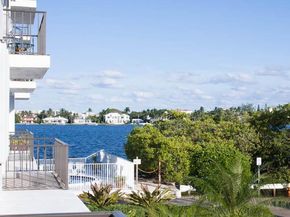 301 Croton Avenue 202, Lantana FL 33462