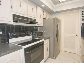 301 Croton Avenue 202, Lantana FL 33462