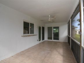 960 NW 49th St, Deerfield Beach FL 33064