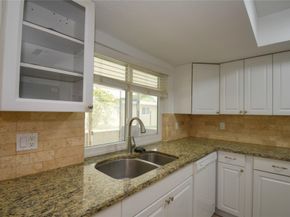 960 NW 49th St, Deerfield Beach FL 33064