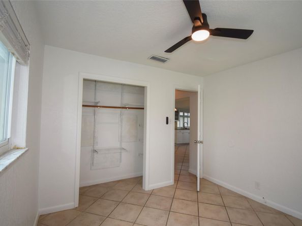 960 NW 49th St, Deerfield Beach FL 33064