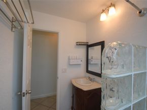 960 NW 49th St, Deerfield Beach FL 33064