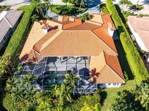 598 N Country Club Drive, Atlantis FL 33462