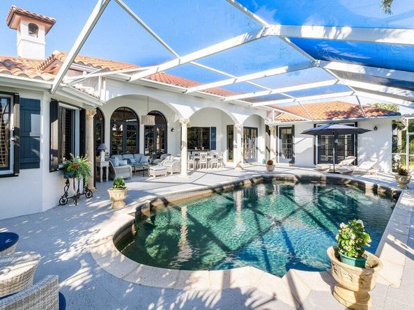 598 N Country Club Drive, Atlantis FL 33462