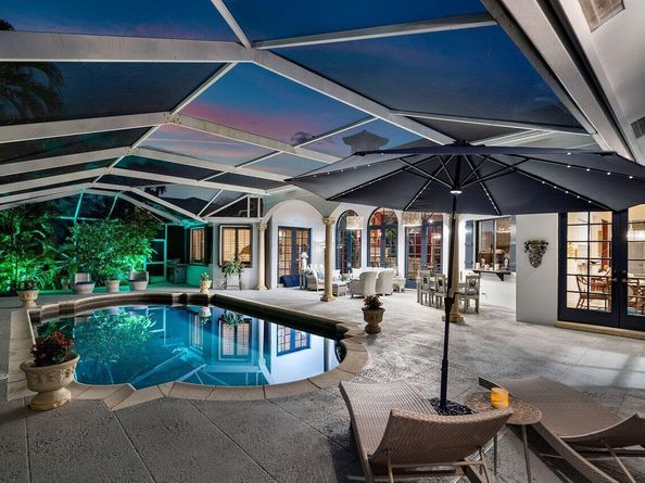 598 N Country Club Drive, Atlantis FL 33462