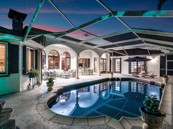 598 N Country Club Drive, Atlantis FL 33462