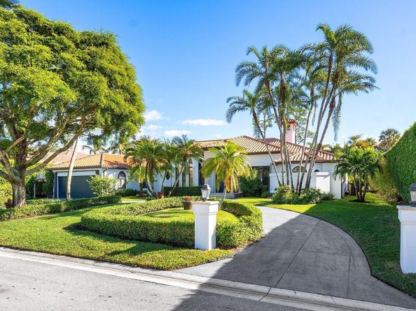 598 N Country Club Drive, Atlantis FL 33462