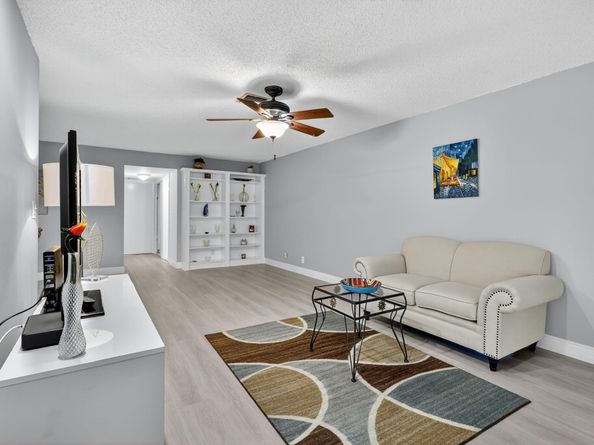 13930 Nesting Way C, Delray Beach FL 33484
