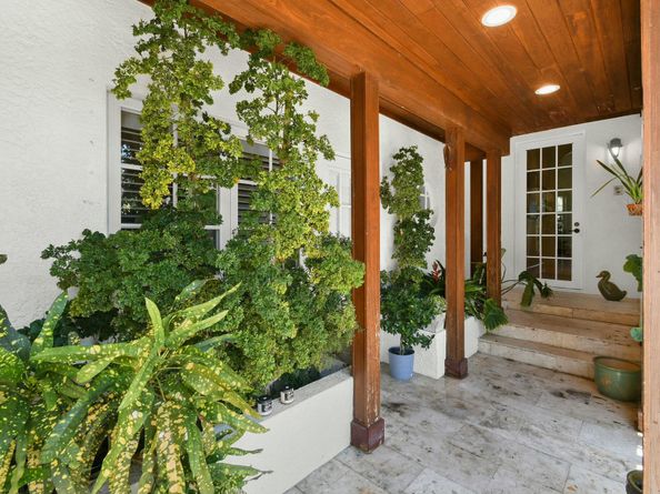 201 Avila Road, West Palm Beach FL 33405