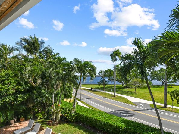 201 Avila Road, West Palm Beach FL 33405