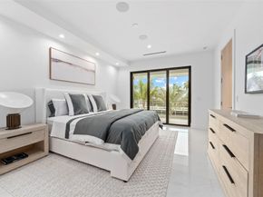 24 Fiesta Way, Fort Lauderdale FL 33301