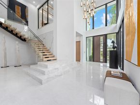 24 Fiesta Way, Fort Lauderdale FL 33301