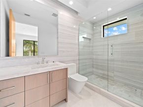 24 Fiesta Way, Fort Lauderdale FL 33301