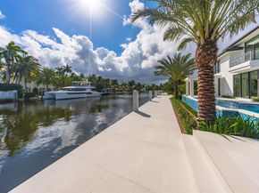 24 Fiesta Way, Fort Lauderdale FL 33301