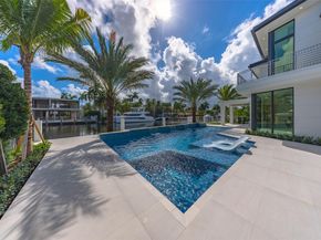 24 Fiesta Way, Fort Lauderdale FL 33301