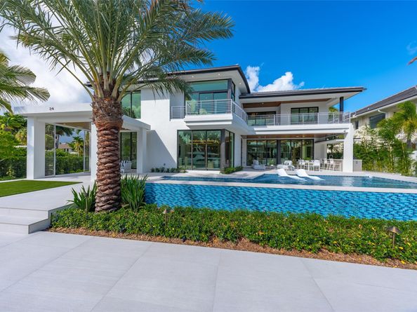24 Fiesta Way, Fort Lauderdale FL 33301