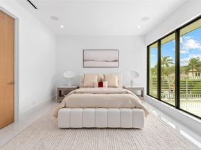 24 Fiesta Way, Fort Lauderdale FL 33301