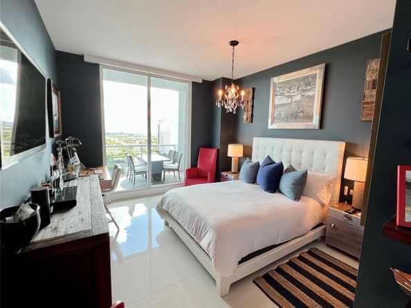 315 NE 3rd Ave 2107, Fort Lauderdale FL 33301