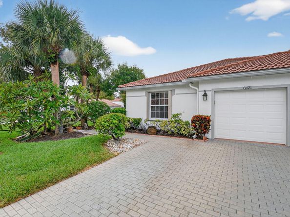 8421 Logia Circle, Boynton Beach FL 33472