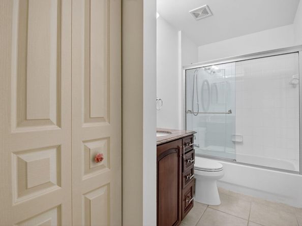 8421 Logia Circle, Boynton Beach FL 33472