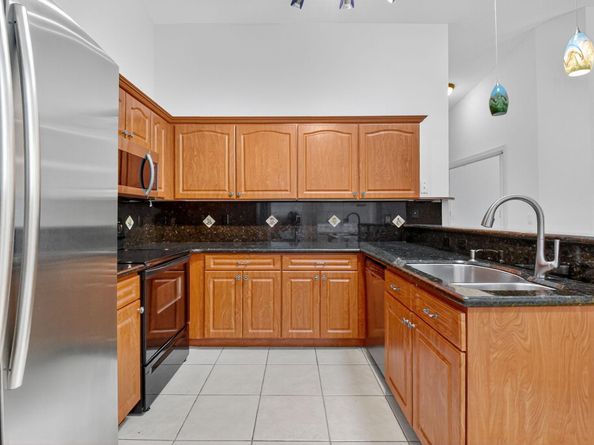 8421 Logia Circle, Boynton Beach FL 33472