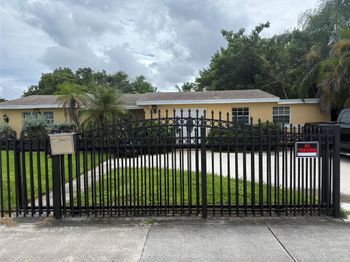 1270 NW 111th St