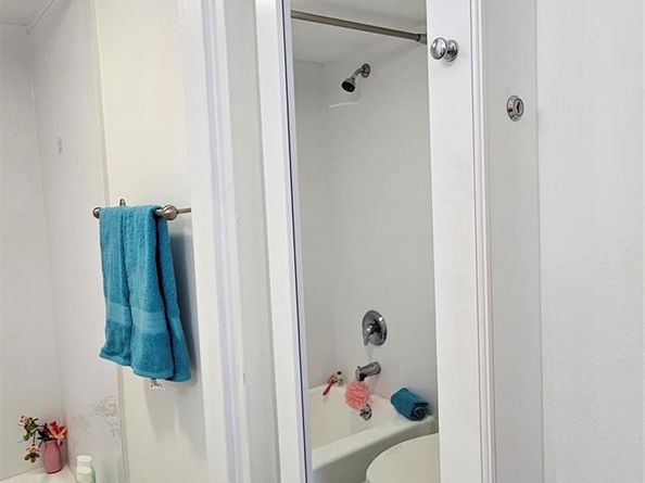 2000 NE 135th Street 605, North Miami FL 33181