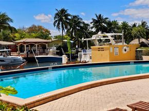 2000 NE 135th Street 605, North Miami FL 33181