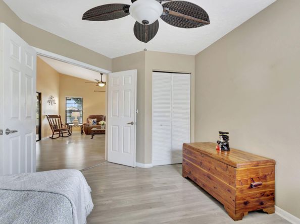 4289 Willow Pond Circle, West Palm Beach FL 33417