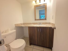 2851 NE 60th St 2851, Fort Lauderdale FL 33308