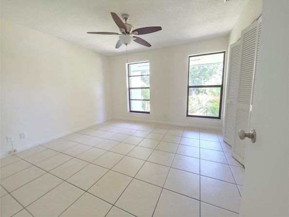 2851 NE 60th St 2851, Fort Lauderdale FL 33308