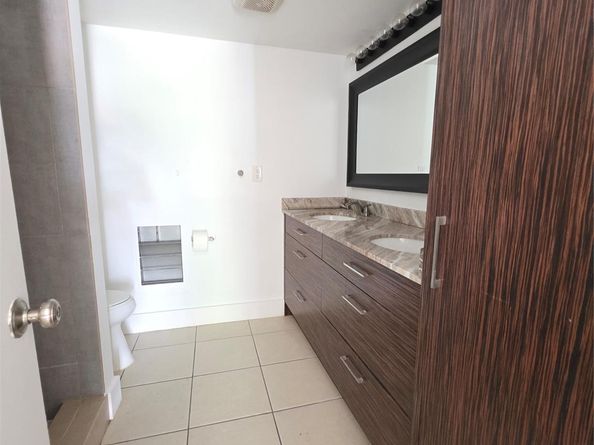2851 NE 60th St 2851, Fort Lauderdale FL 33308