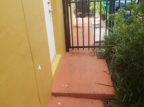 19720 NE 10th Ct, Miami FL 33179